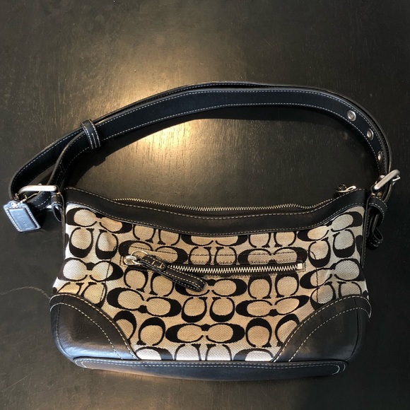Coach Handbags - Vintage Coach Small Shoulder Bag